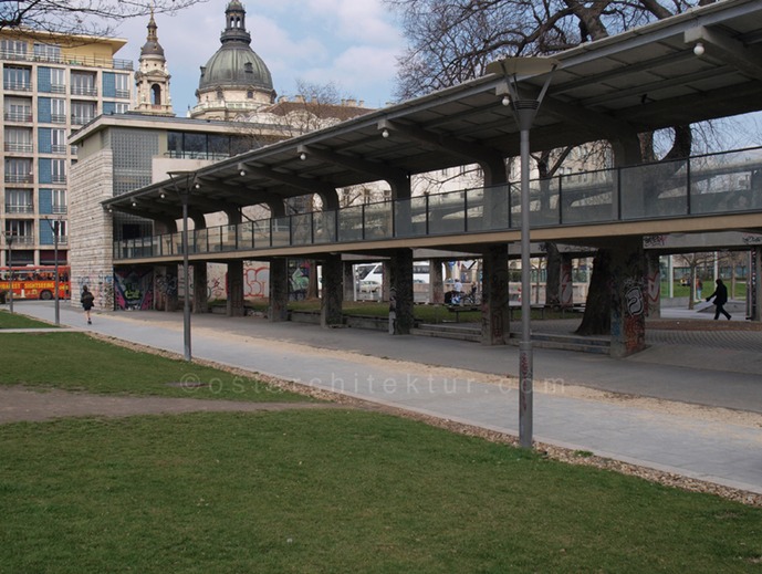 István Nyíri, Bus terminal Erzsebét tér, 1949