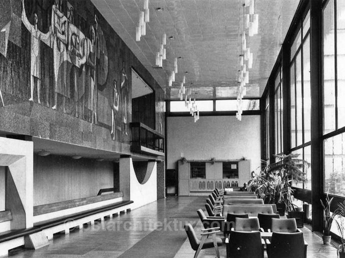 György Szrogh, Kulturhaus, 1962